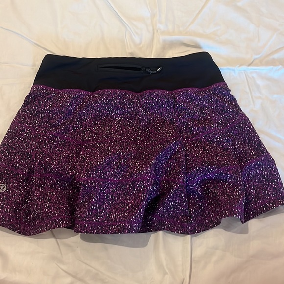 Lululemon purple size 2 regular length skirt - Picture 3 of 5
